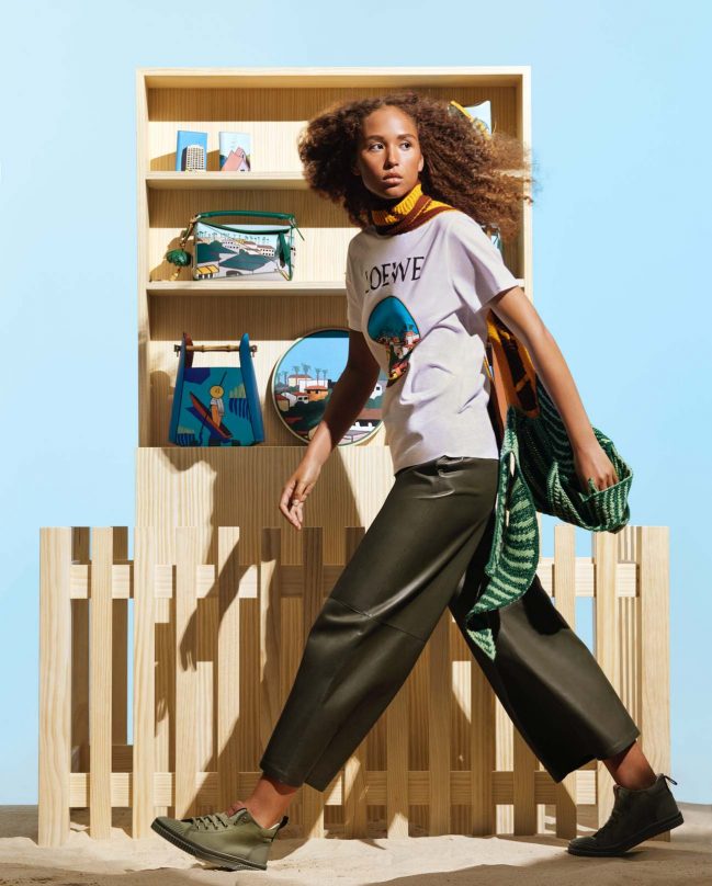 Loewe jonathan Anderson key price holiday seni