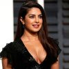 Priyanka Chopra Jonas Dihalau Keluar Dari Salun Di London