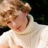 Pemberian Taylor Swift Buat Rakan Selebriti Yang Menimang Cahaya Mata