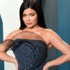 Kylie Jenner Pemilik Sandal Hermès Birkin Birkenstocks Bernilai RM307,000