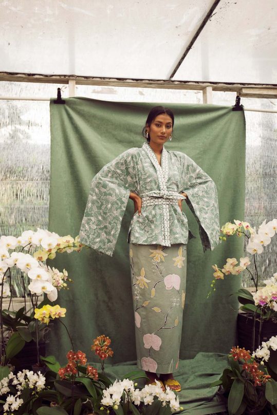 Anggun Di Aildilfitri Bersama FERN: The Orchid Series