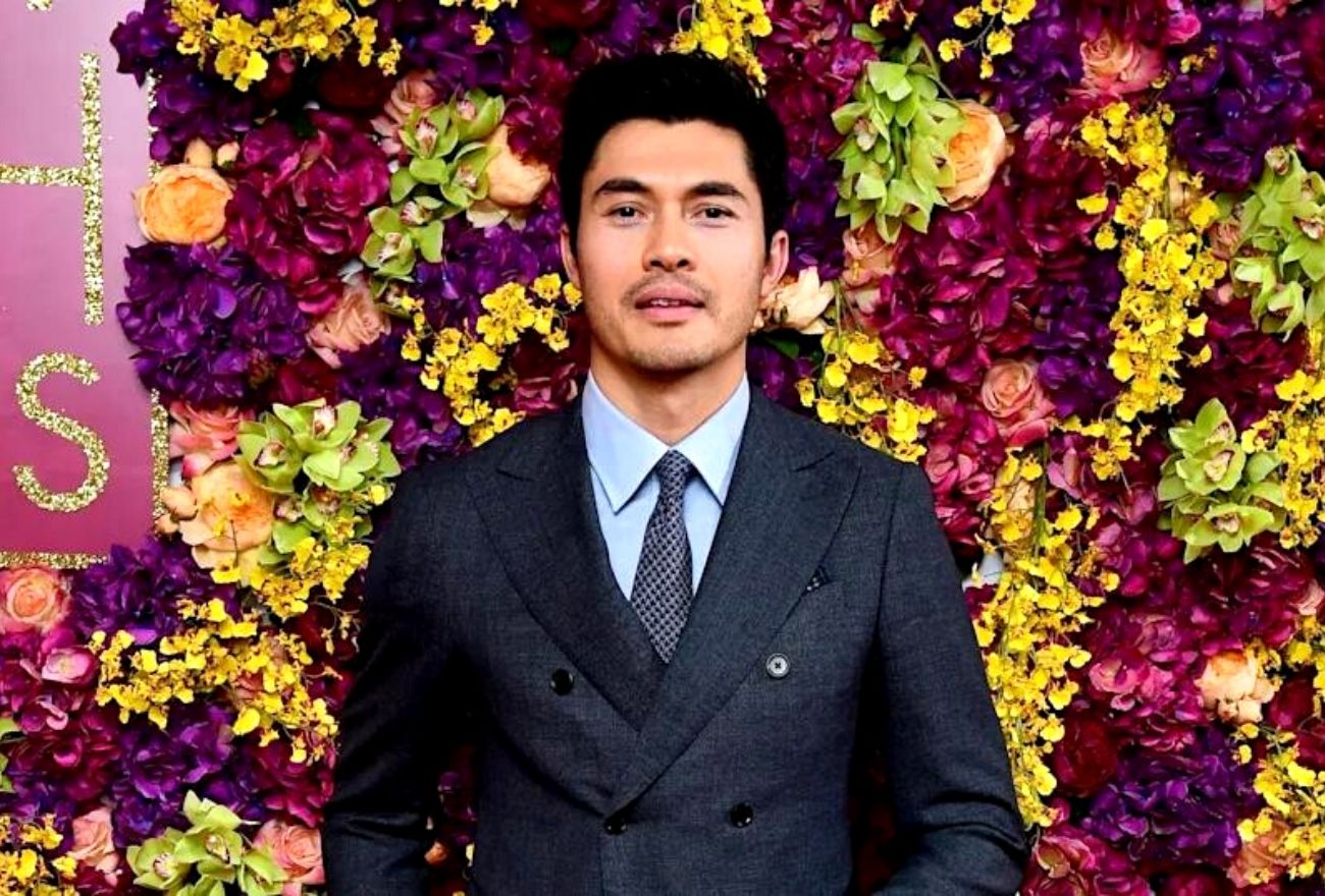 Henry Golding Luah Rasa Bimbang Mengenai Kes Bunuh Diri Di Malaysia