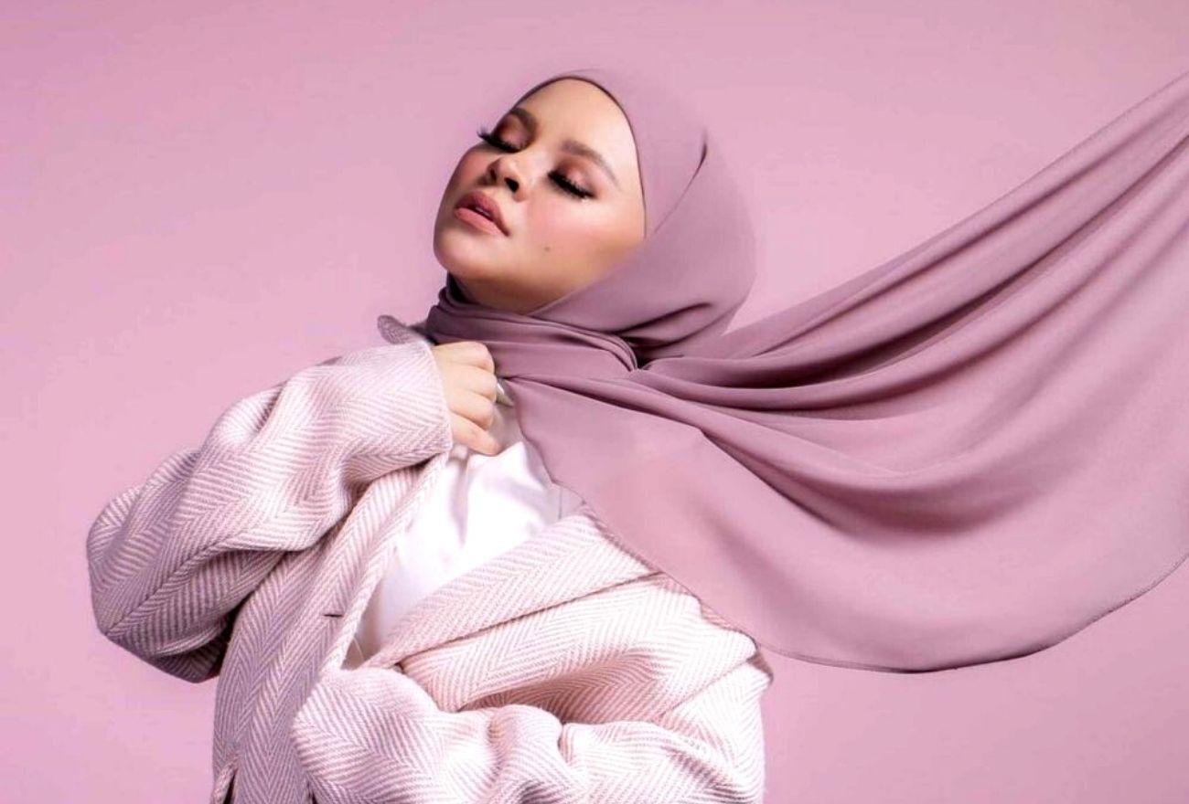 Berita Pemergian Siti Sarah Meraih Perhatian & Kasih Sayang Dunia