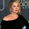 “Ia Satu Perjalanan Aneh” - Christina Applegate Dedah Masalah Kesihatan