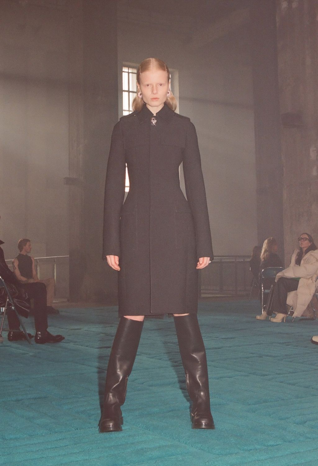 Bottega Veneta salon 02