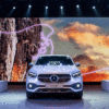 Crossover kompak Mercedes-Benz GLA 01