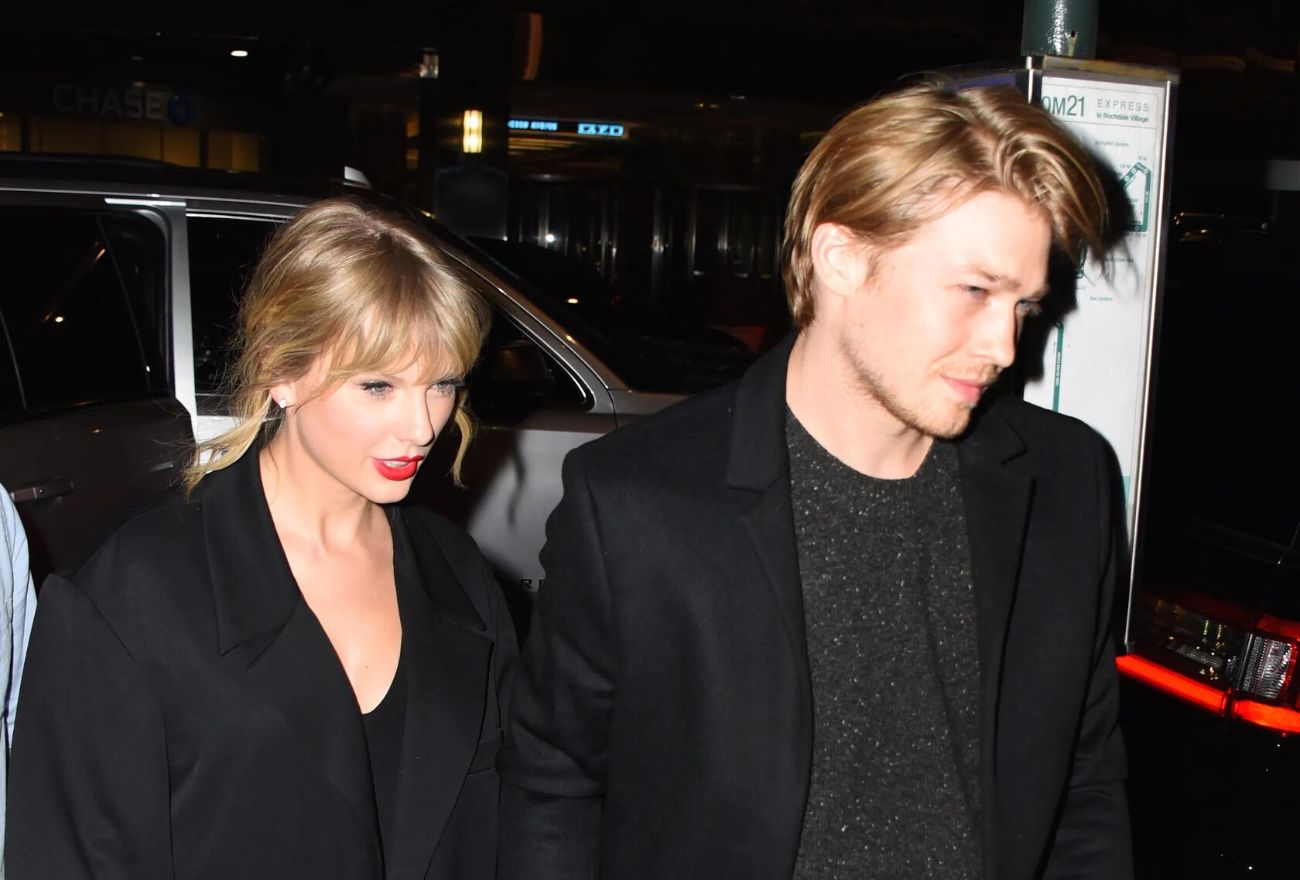 Taylor Swift & Joe Alwyn Bawa Perhubungan Cinta Ke Tahap Seterusnya