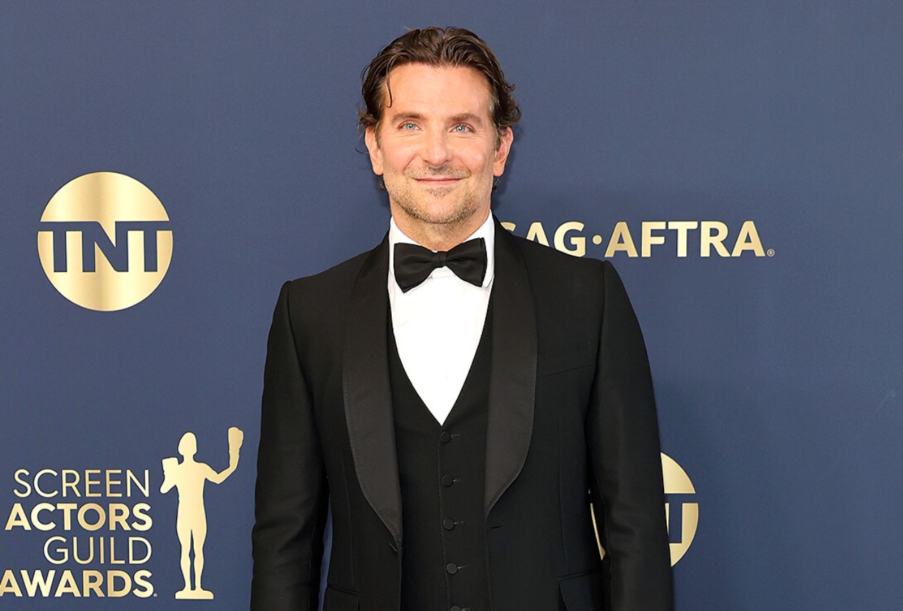 Bradley Cooper Pilih Pembantu Politik Beragama Islam Sebagai Kekasih
