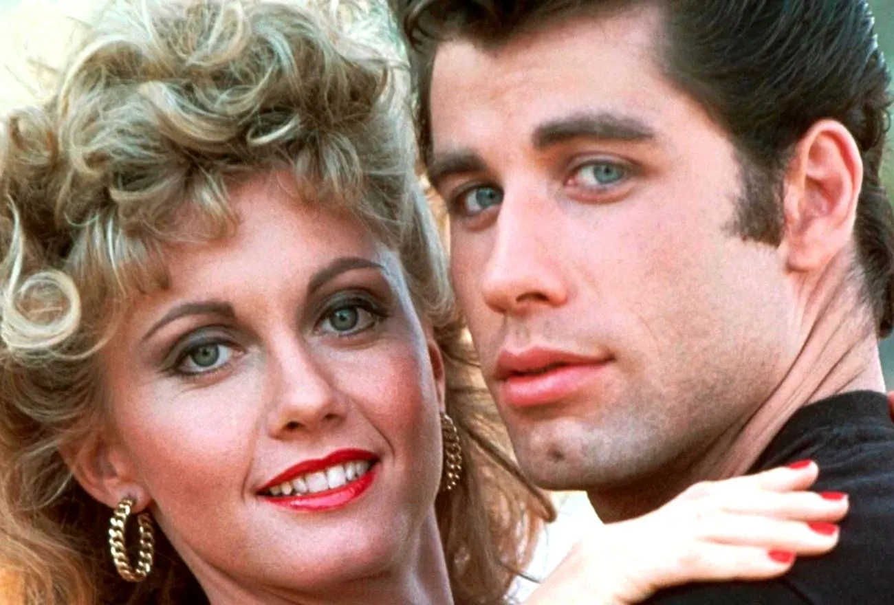 Penghormatan Penuh Emosi Daripada John Travolta Buat Bintang Grease, Olivia Newton-John