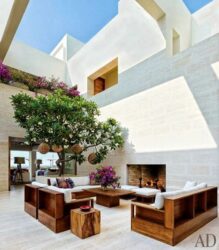 Rumah Selebriti Hollywood Yang Unik
