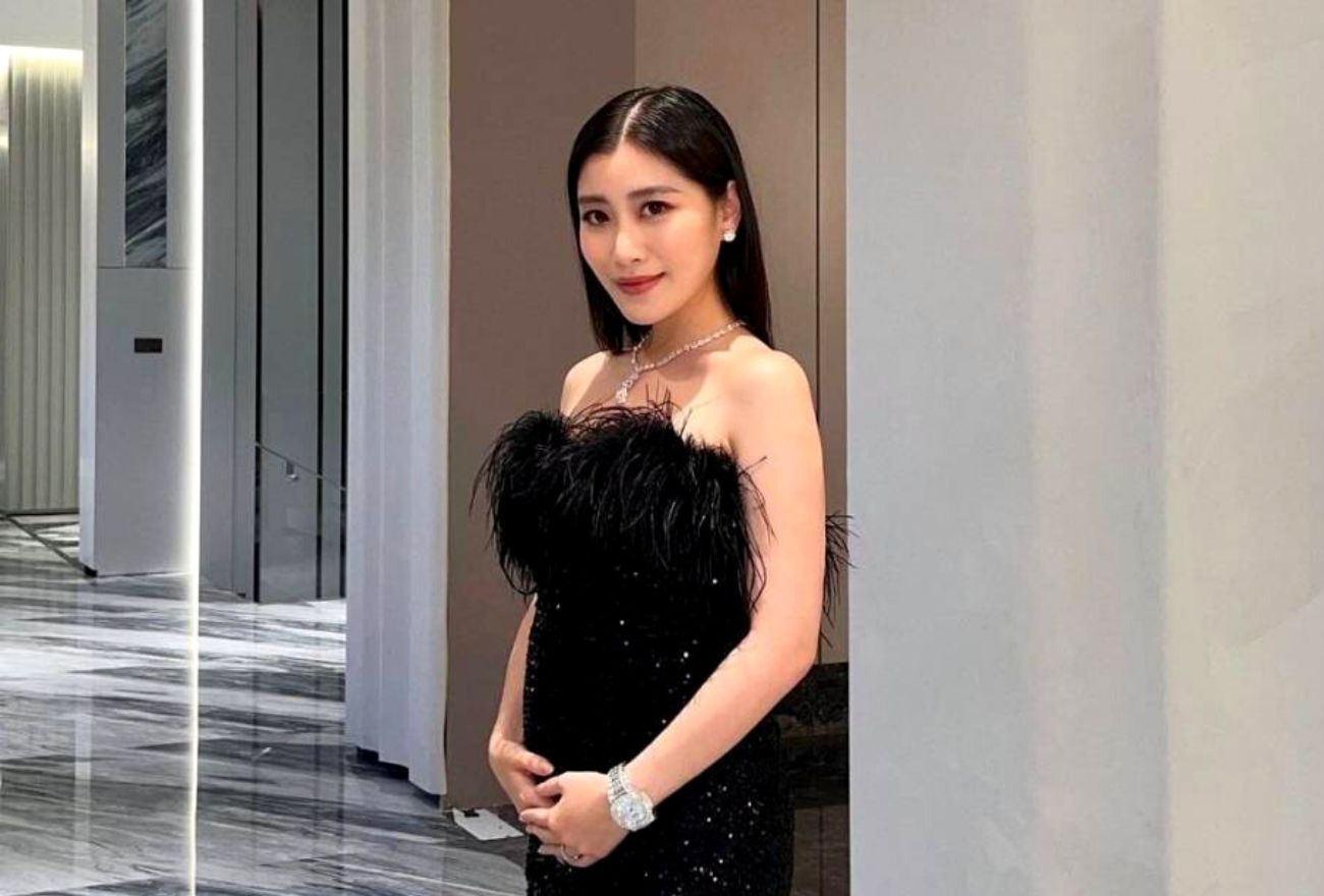 Hamil Lima Bulan, Seri Ibu Mengandung Chryseis Tan Jelas Terserlah