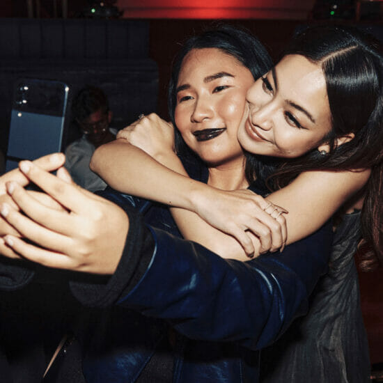 5 Swafoto Bersama Selebriti Inspirasi GLAM
