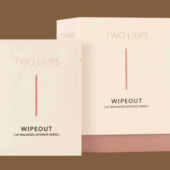 TWO L(I)PS WIPEOUT, Tisu Basah Untuk Bahagian Intim Anda!
