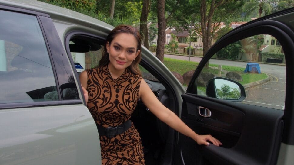 Dr Jezamine Lim Volvo C40 Pure Electric Recharge