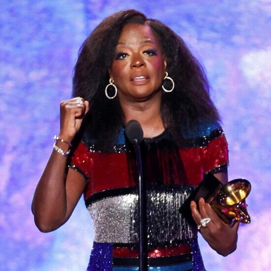 Viola Davis Lakar Sejarah Di Grammys 2023