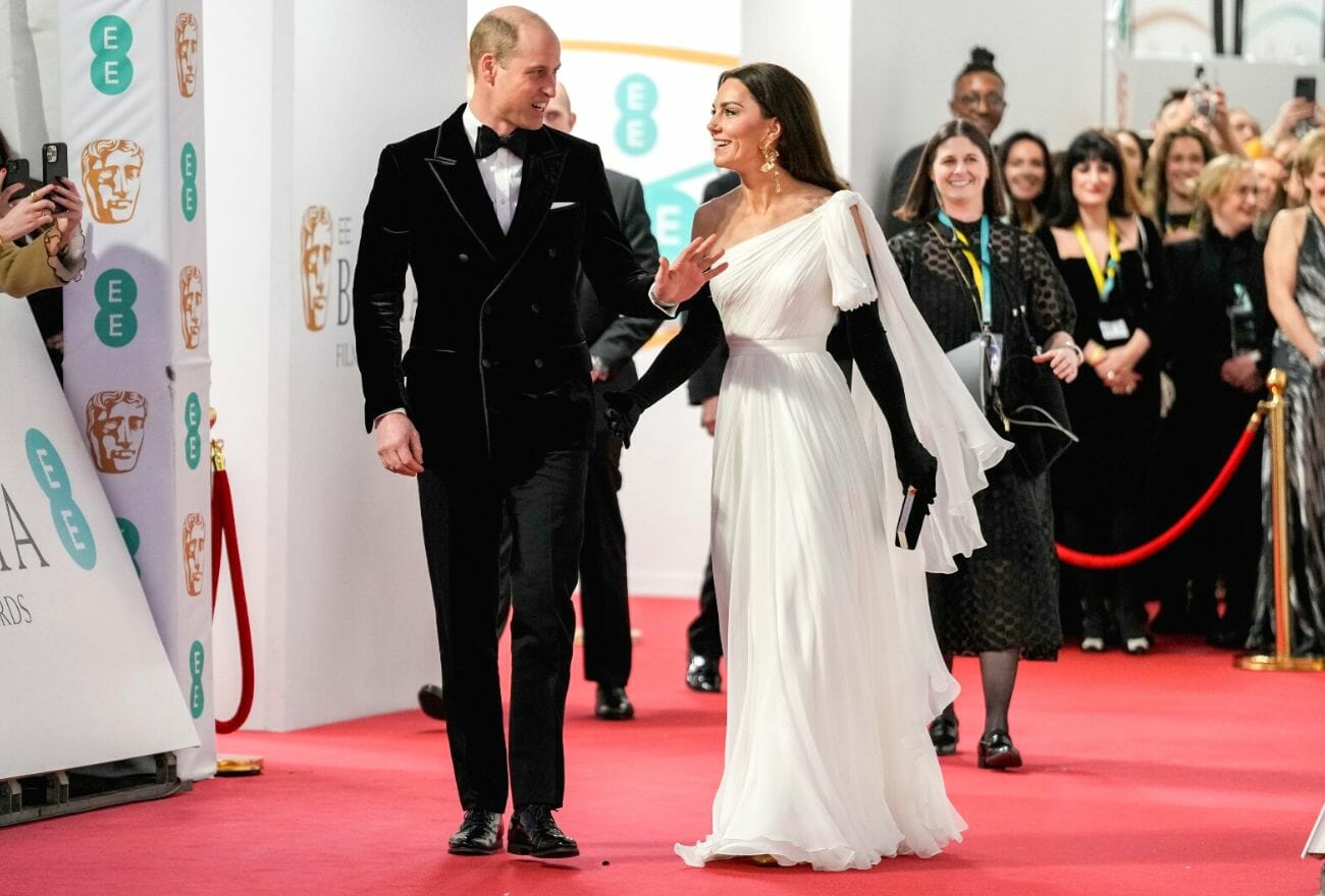 Patung Lilin Putera William & Kate Middleton Mengundang Kritikan Hebat