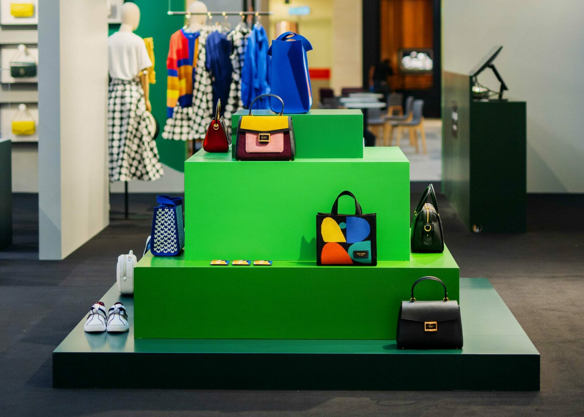 stor pop-up kate spade