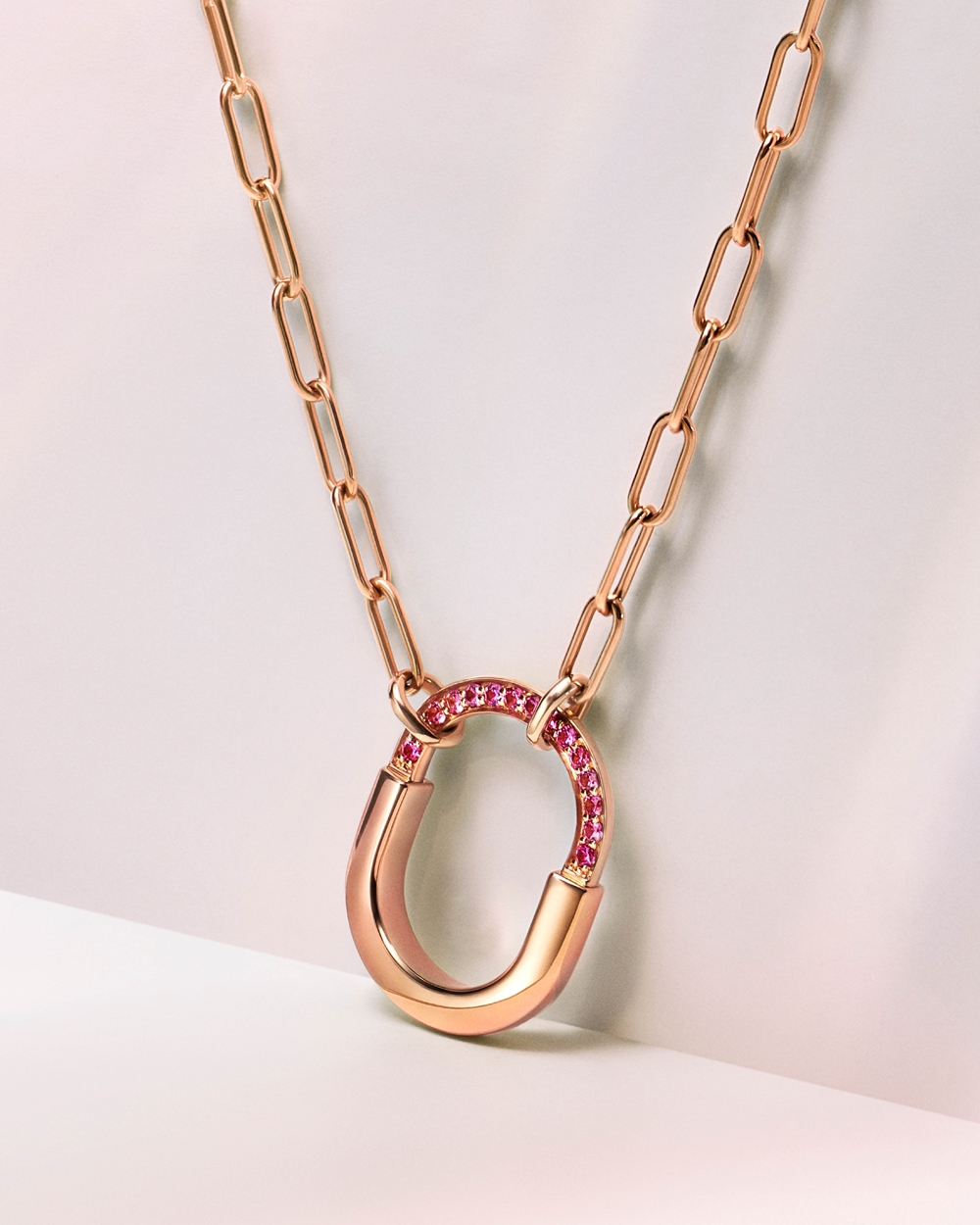 Tiffany & Co. Lancarkan Koleksi Baru ROSÉ Edition