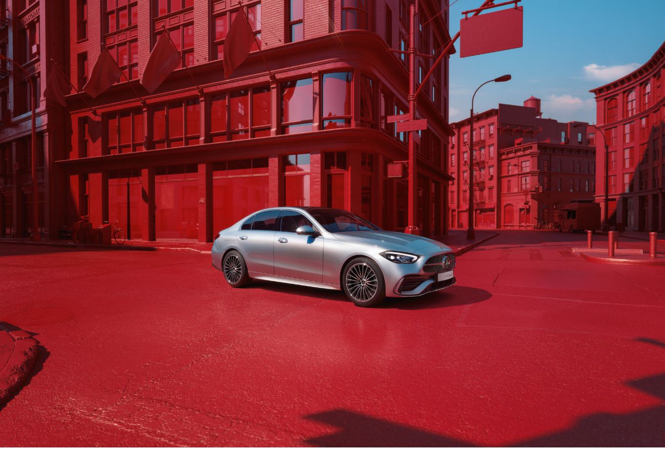 Wanita GLAM Akui Mercedes-Benz C-Class Pilihan Mobil Sedan Sempurna