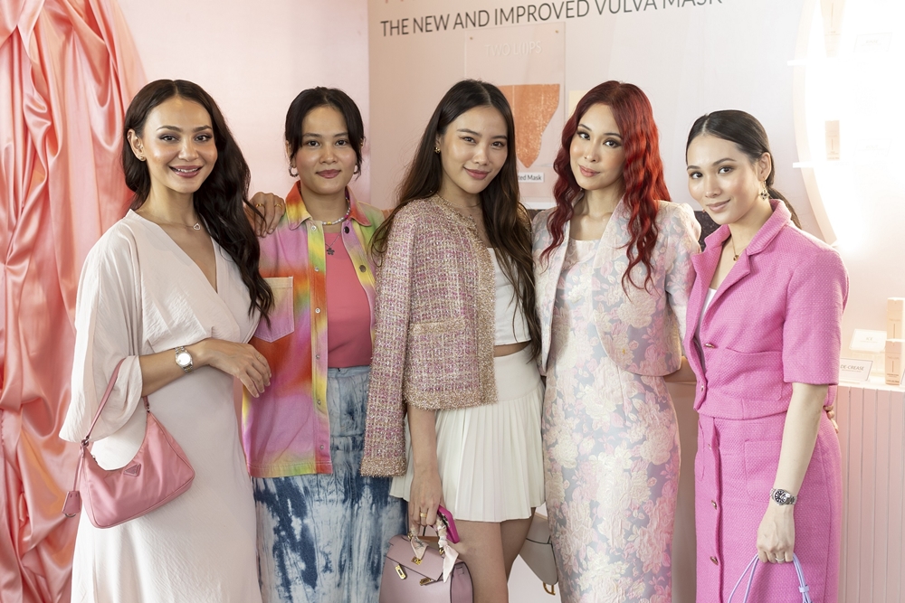 Antara barisan selebriti yang hadir ke acara STRIP TWO L(I)PS BLACKOUT 2.0